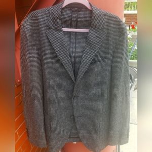 Hugo Boss Men's Spring Summer black and white checkered sports coat!